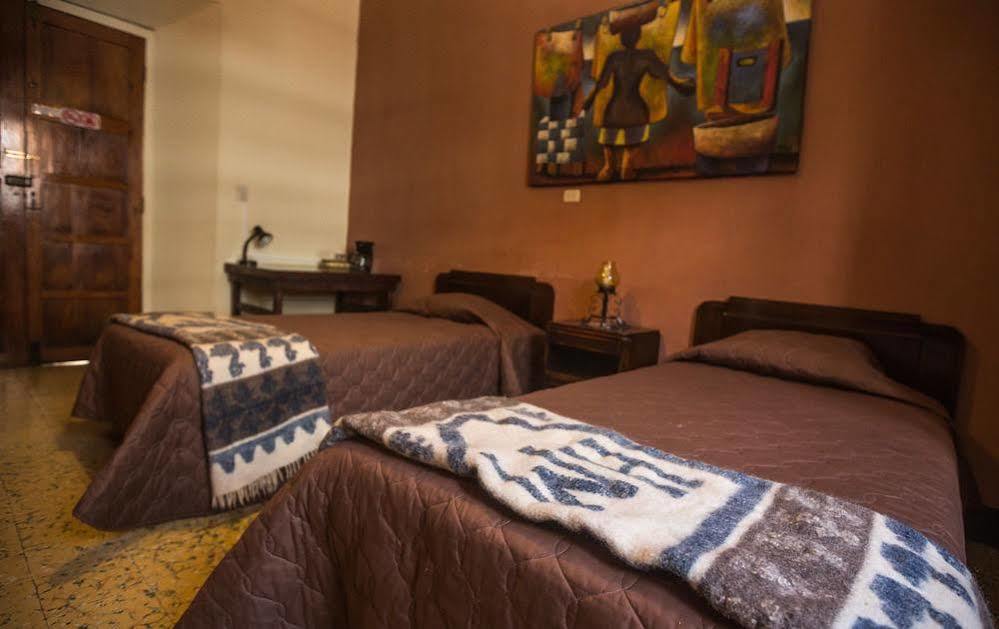 Hotel Modelo ケツァルテナンゴ エクステリア 写真